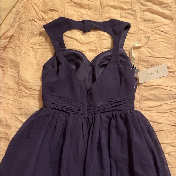 Azazie Raine - Picture 5 of 8